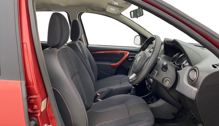 2018 Renault Duster RXS CVT, Petrol, Automatic, 32,660 km, Right Side Front Door Cabin