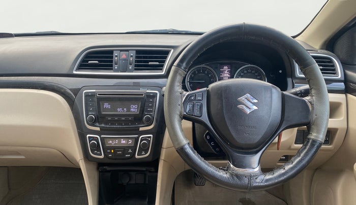 2016 Maruti Ciaz VXI+, Petrol, Manual, 41,827 km, Steering Wheel Close Up