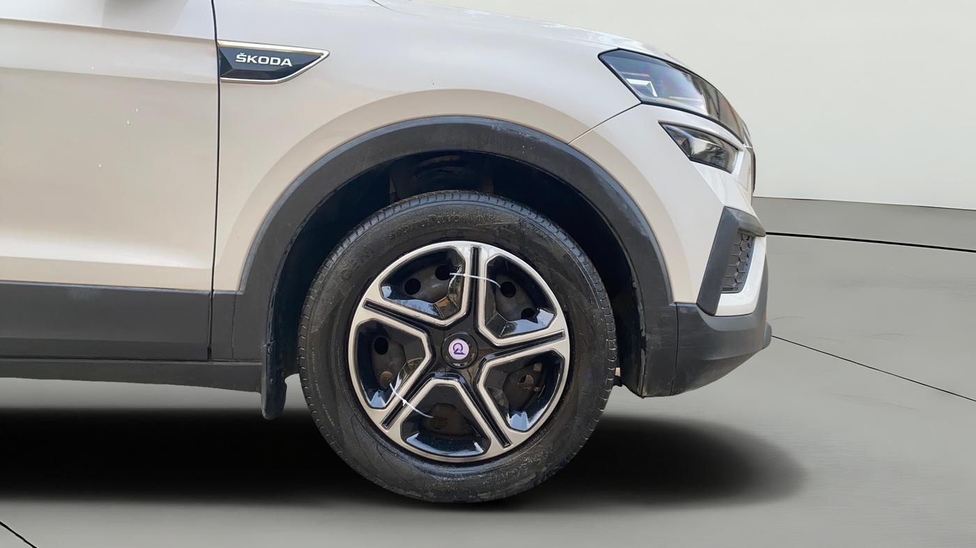 2023 Skoda KUSHAQ Active plus 1.0 TSI , Petrol, Manual, 56,207 km, Right Front Wheel