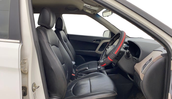 2017 Hyundai Creta SX PLUS 1.6 PETROL, Petrol, Manual, 78,220 km, Right Side Front Door Cabin