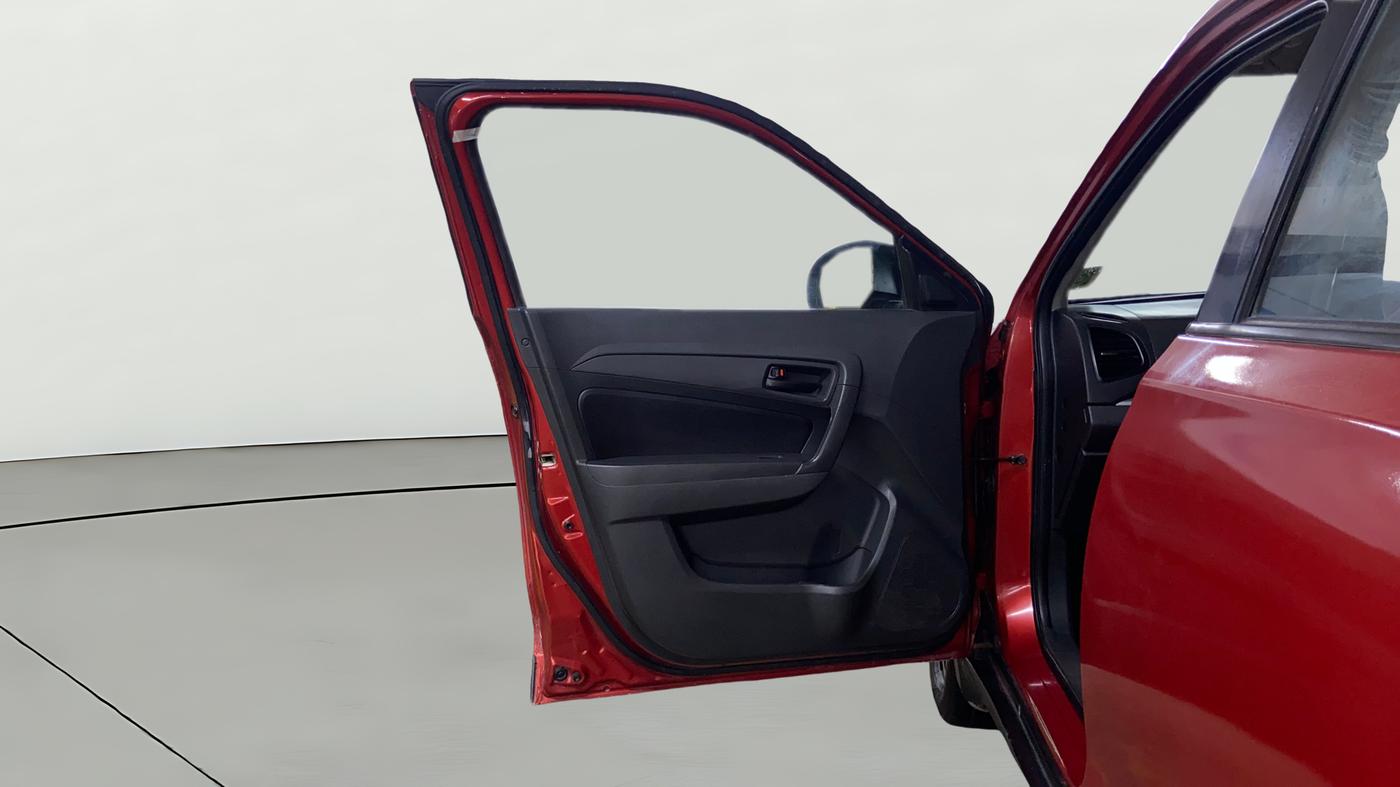 2016 Maruti Vitara Brezza VDI, Diesel, Manual, 1,03,097 km, LHS Front Door