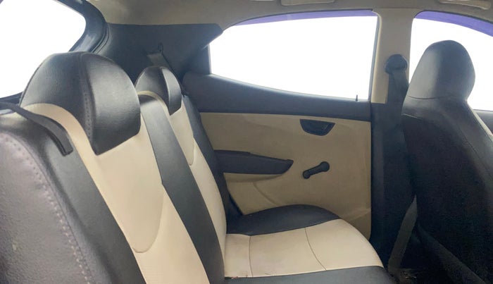 2014 Hyundai Eon ERA +, Petrol, Manual, 51,648 km, Right Side Rear Door Cabin