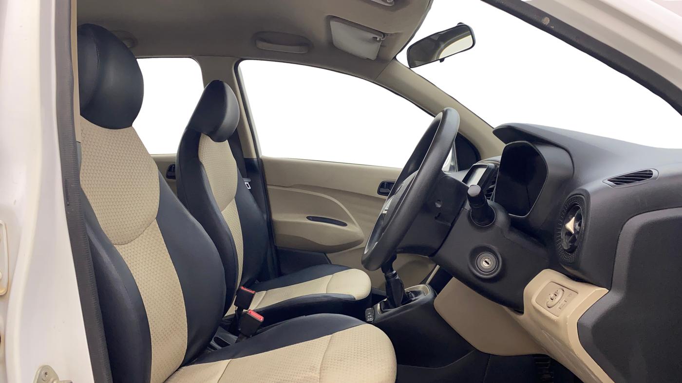 2021 Hyundai NEW SANTRO SPORTZ MT, Petrol, Manual, 66,837 km, Right Side Front Door Cabin