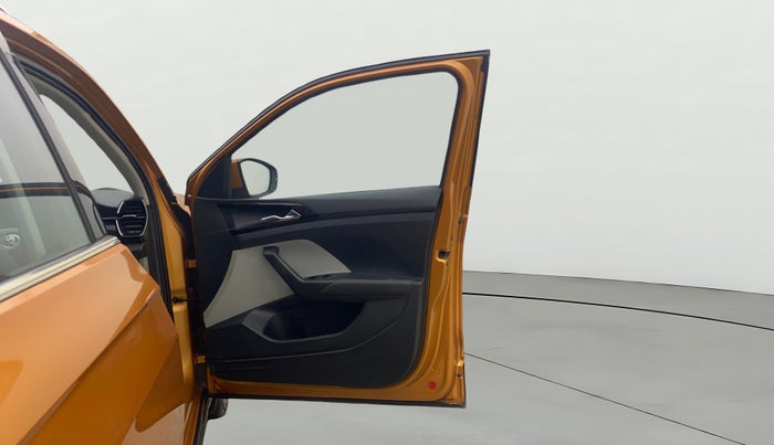 2021 Skoda KUSHAQ STYLE 1.5L TSI MT, Petrol, Manual, 45,807 km, RHS Front Door