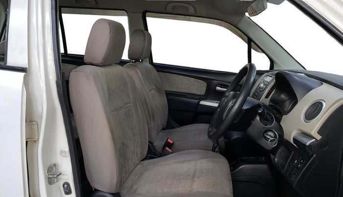 2013 Maruti Wagon R 1.0 VXI, Petrol, Manual, 87,989 km, Right Side Front Door Cabin