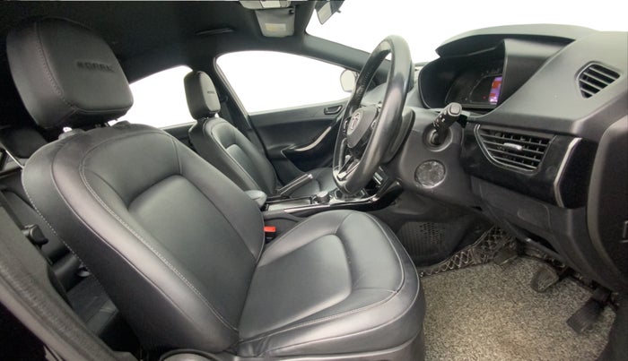 2022 Tata NEXON XZ PLUS DIESEL DARK EDITION, Diesel, Manual, 88,407 km, Right Side Front Door Cabin