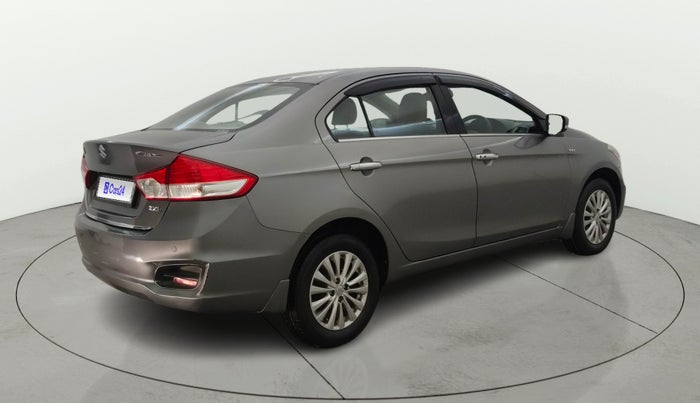 2015 Maruti Ciaz ZXI, Petrol, Manual, 1,09,702 km, Right Back Diagonal