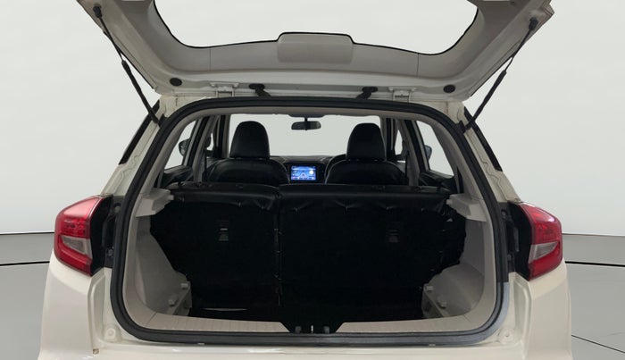 2020 Mahindra XUV300 W4 1.2 PETROL, Petrol, Manual, 76,769 km, Boot Open Zoomed View