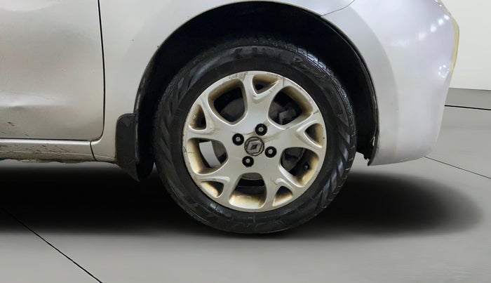 2015 Renault Pulse RXZ DIESEL, Diesel, Manual, 1,12,072 km, Right Front Wheel