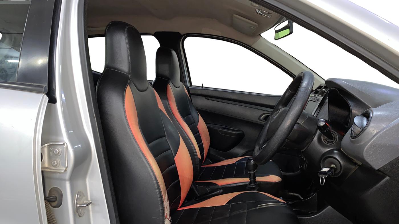2018 Renault Kwid RXT 1.0, Petrol, Manual, 63,870 km, Right Side Front Door Cabin