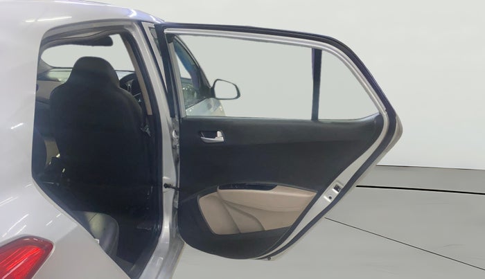 2017 Hyundai Grand i10 SPORTZ 1.2 KAPPA VTVT, Petrol, Manual, 38,426 km, RHS Rear Door