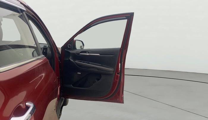 2020 KIA SONET GTX PLUS 1.0 IMT, Petrol, Manual, 31,277 km, RHS Front Door