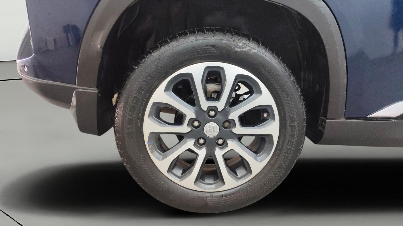 2024 Maruti Grand Vitara DELTA SMART HYBRID AT, Petrol, Automatic, 9,478 km, Right Rear Wheel