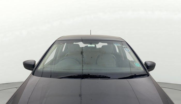 2014 Volkswagen Polo HIGHLINE1.2L, Petrol, Manual, 70,578 km, Front Windshield