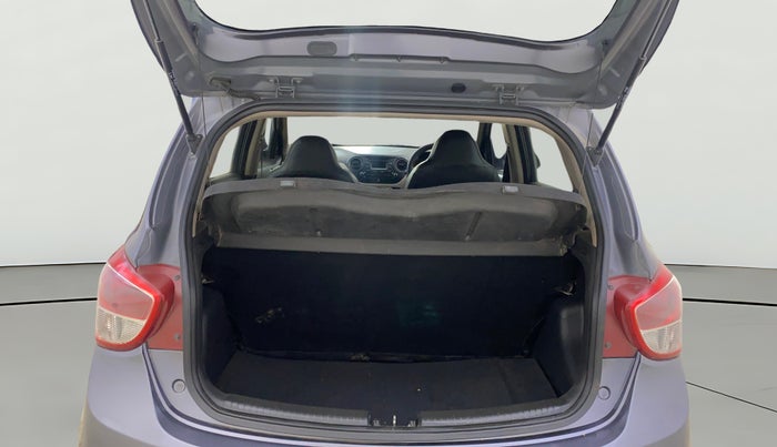 2016 Hyundai Grand i10 SPORTZ 1.2 KAPPA VTVT, Petrol, Manual, 78,709 km, Boot Open Zoomed View