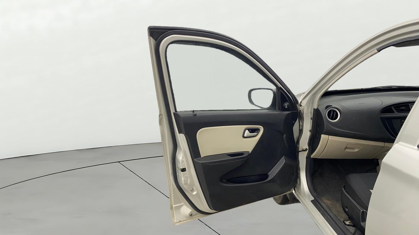 2022 Maruti Alto LXI OPT CNG, CNG, Manual, 78,304 km, LHS Front Door