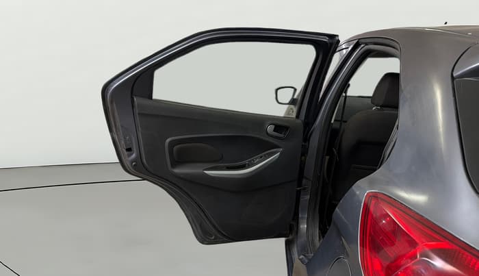 2016 Ford New Figo TREND 1.2 PETROL, Petrol, Manual, 1,22,891 km, LHS Rear Door