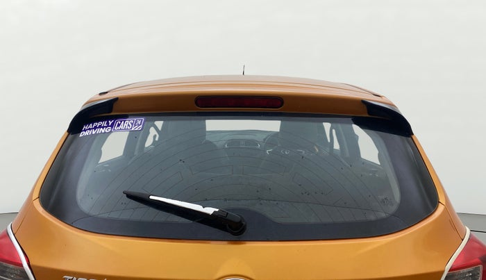 2016 Tata Tiago XZ PETROL, Petrol, Manual, 46,563 km, Rear Windshield