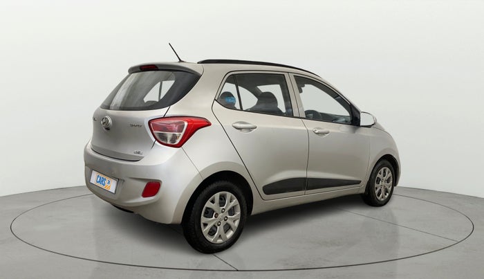 2016 Hyundai Grand i10 SPORTZ 1.2 KAPPA VTVT, Petrol, Manual, 68,138 km, Right Back Diagonal