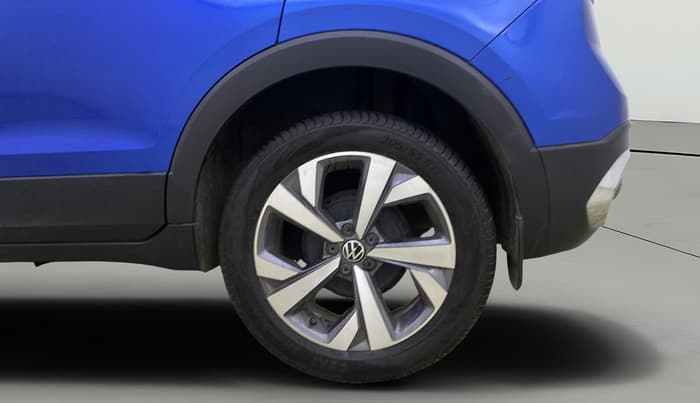 2022 Volkswagen TAIGUN TOPLINE 1.0 TSI AT, Petrol, Automatic, 15,106 km, Left Rear Wheel