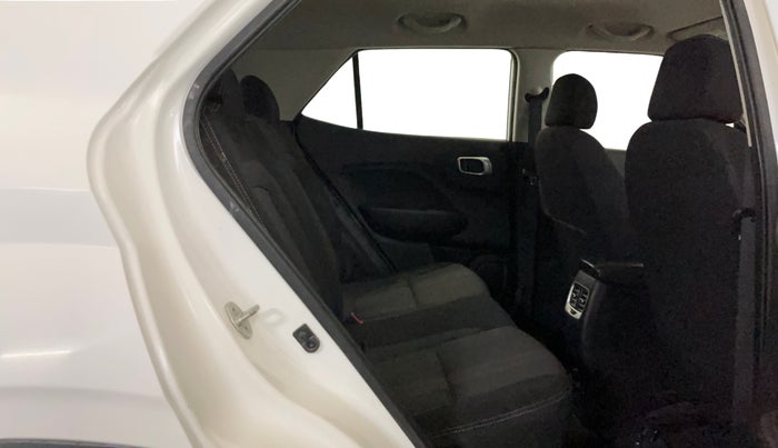 2021 Hyundai VENUE S 1.2, Petrol, Manual, 34,800 km, Right Side Rear Door Cabin