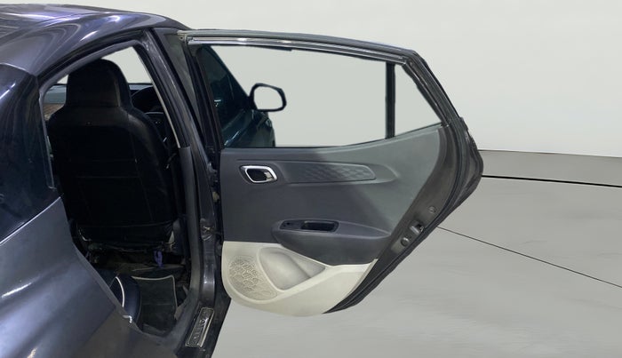 2021 Hyundai AURA SX 1.2, CNG, Manual, 76,413 km, RHS Rear Door