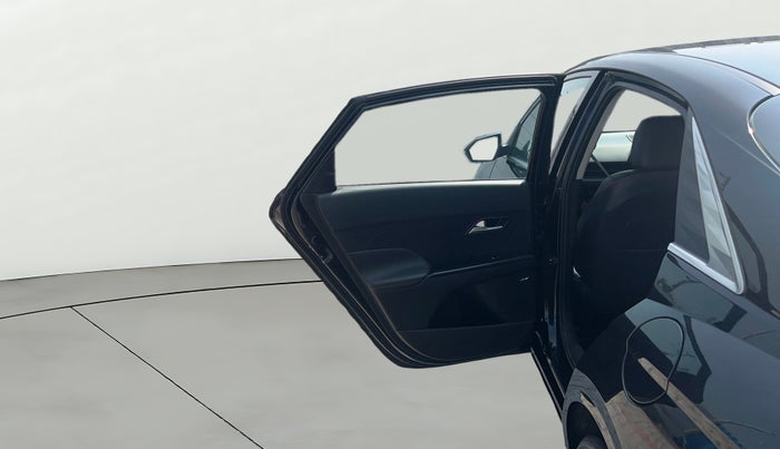 2023 Hyundai Verna SX (O) 1.5 TURBO PETROL DCT, Petrol, Automatic, 40,479 km, LHS Rear Door