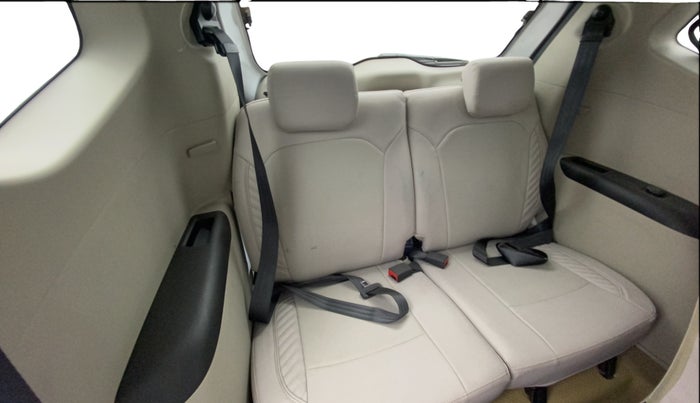 2023 Renault TRIBER RXZ AMT, Petrol, Automatic, 32,928 km, Third Seat Row ( optional )