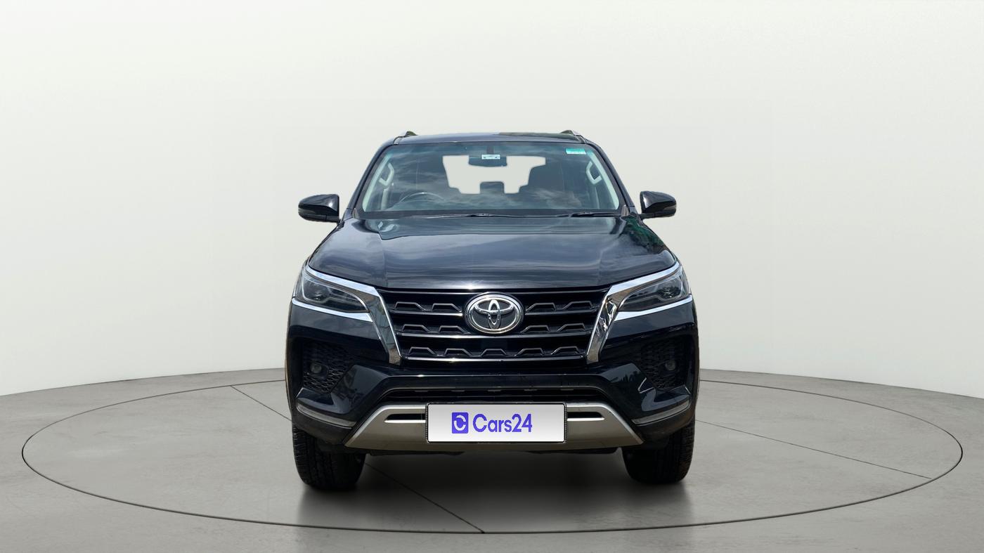 2023 Toyota Fortuner 4X2 AT 2.8 DIESEL, Diesel, Automatic, 36,861 km, Front