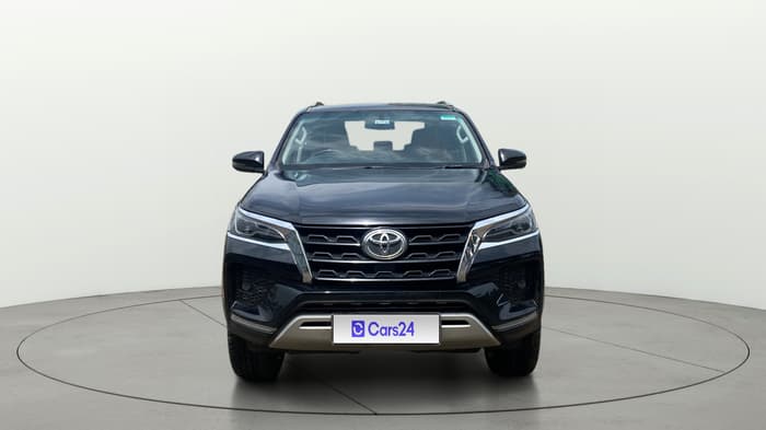 2023 Toyota Fortuner 4X2 AT 2.8 DIESEL, Diesel, Automatic, 36,861 km, Front