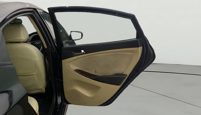 2013 Hyundai Verna FLUIDIC 1.6 VTVT SX, Petrol, Manual, 1,10,231 km, RHS Rear Door