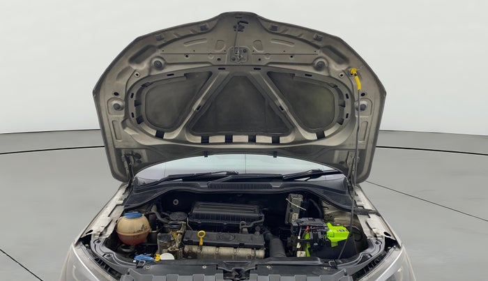 2017 Skoda Rapid STYLE 1.6 MPI, Petrol, Manual, 1,26,040 km, Open Bonet