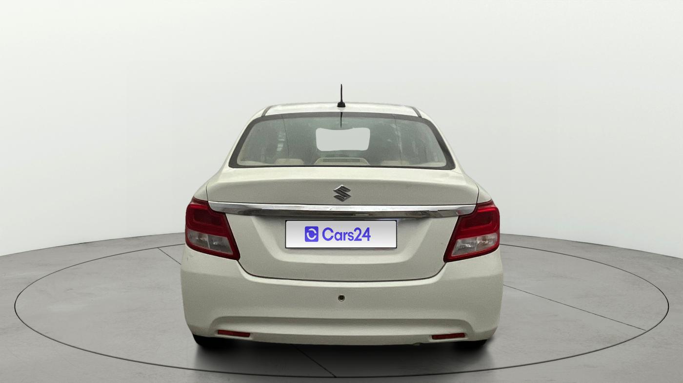 2017 Maruti Dzire LXI, CNG, Manual, 92,693 km, Back/Rear