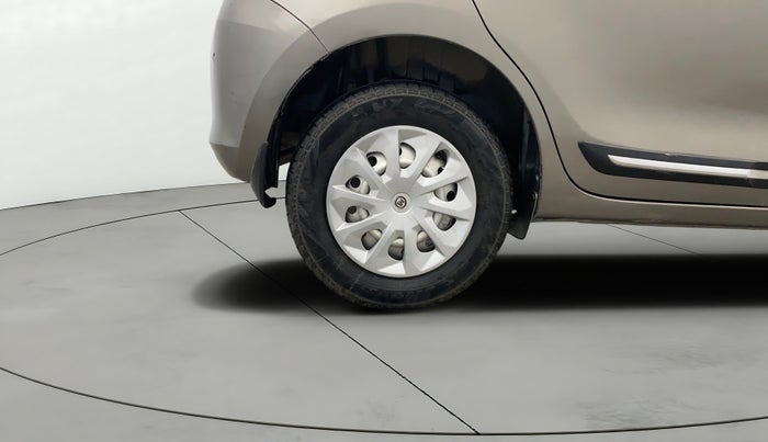 2021 Maruti Swift LXI, Petrol, Manual, 50,855 km, Right Rear Wheel