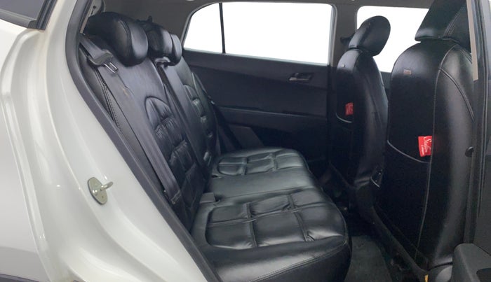 2017 Hyundai Creta SX PLUS AT 1.6 PETROL, Petrol, Automatic, 52,610 km, Right Side Rear Door Cabin