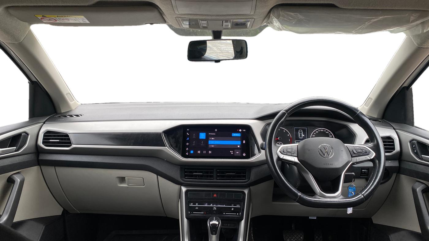 2022 Volkswagen TAIGUN HIGHLINE 1.0 TSI AT, Petrol, Automatic, 37,708 km, Dashboard