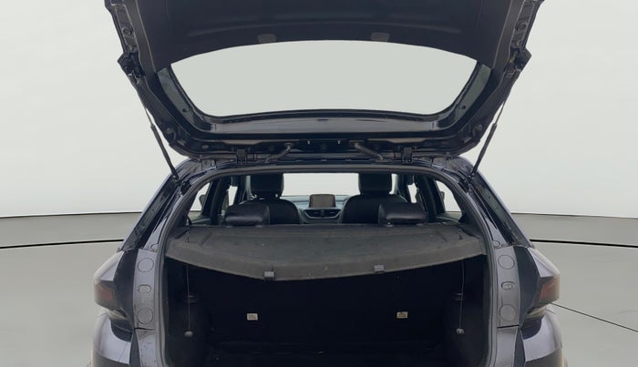 2022 Tata ALTROZ XZ PLUS PETROL DARK EDITION, Petrol, Manual, 68,464 km, Boot Open Zoomed View