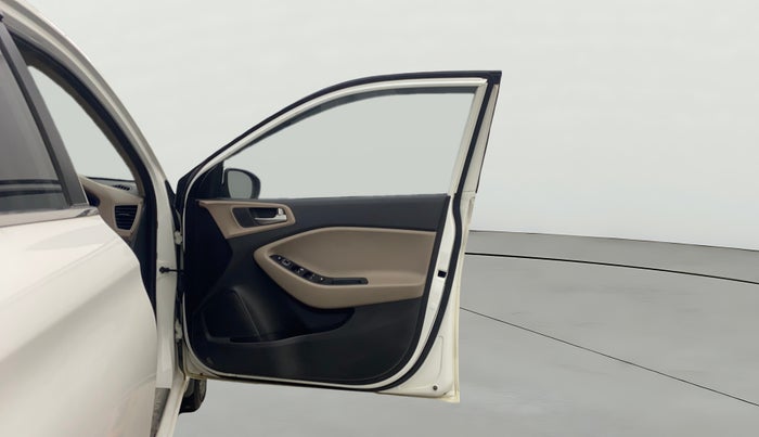 2019 Hyundai Elite i20 SPORTZ PLUS 1.2, Petrol, Manual, 31,628 km, RHS Front Door