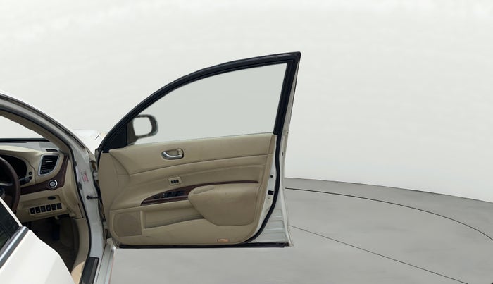 2013 Nissan Teana 250XV, Petrol, Automatic, 70,517 km, RHS Front Door