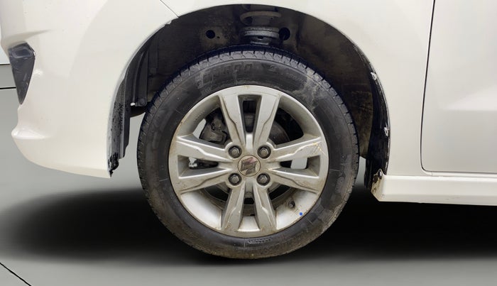 2015 Maruti Wagon R Stingray VXI, Petrol, Manual, 89,635 km, Left Front Wheel