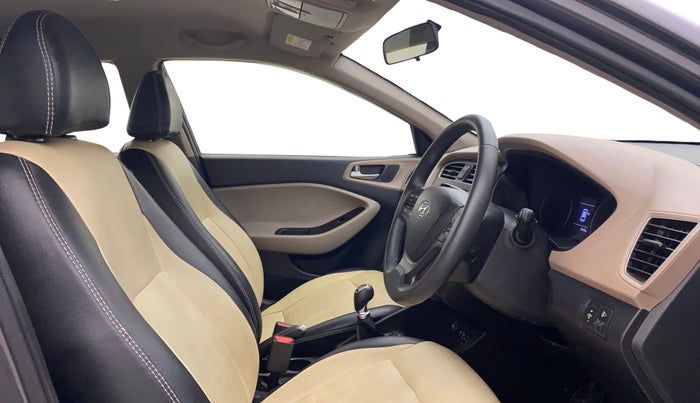 2020 Hyundai Elite i20 ASTA 1.2 (O), Petrol, Manual, 28,239 km, Right Side Front Door Cabin