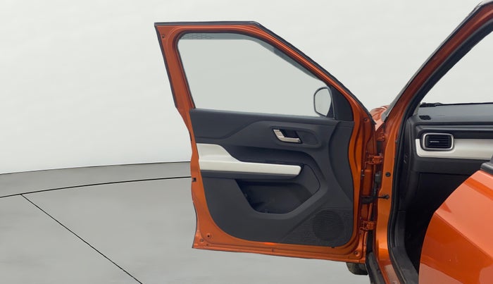 2023 Tata PUNCH CREATIVE  1.2 RTN DUAL TONE, Petrol, Manual, 40,258 km, LHS Front Door