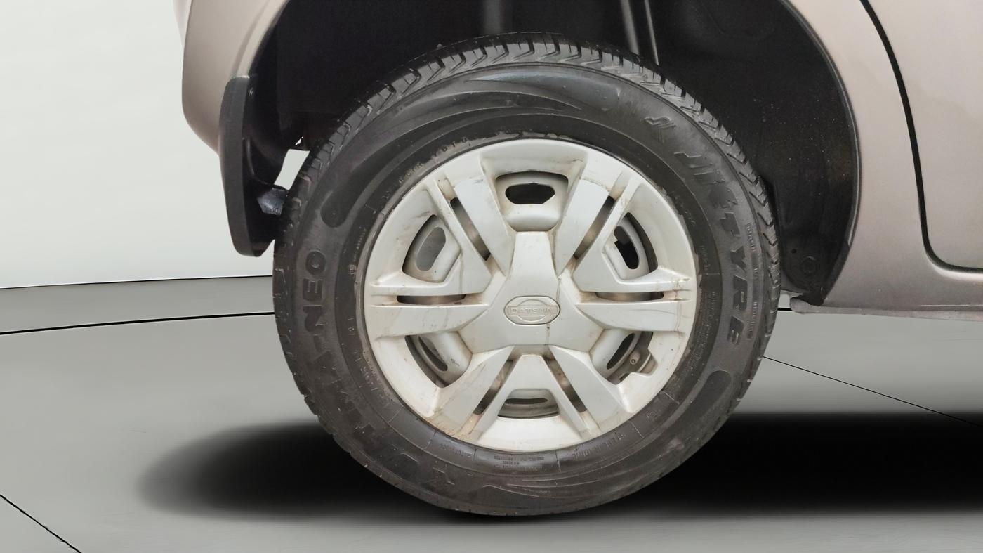 2018 Datsun Redi Go A, Petrol, Manual, 38,654 km, Right Rear Wheel