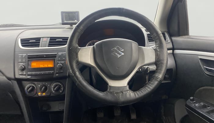 2015 Maruti Swift VXI, Petrol, Manual, 25,700 km, Steering Wheel Close Up
