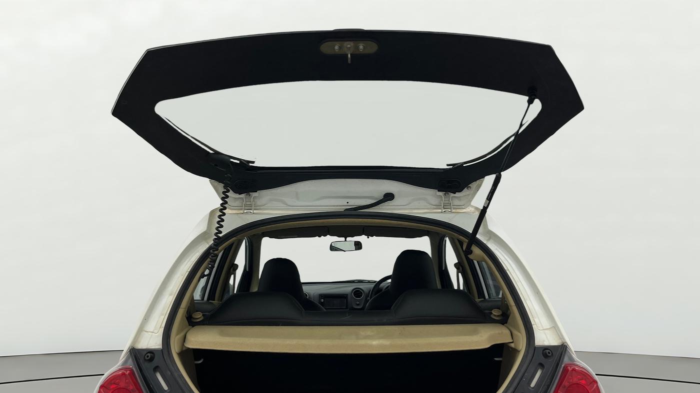 2015 Honda Brio VX AT, Petrol, Automatic, 27,749 km, Boot Door Open