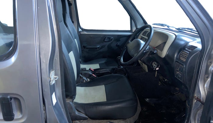 2017 Maruti Eeco 5 STR WITH A/C+HTR, CNG, Manual, 37,708 km, Right Side Front Door Cabin