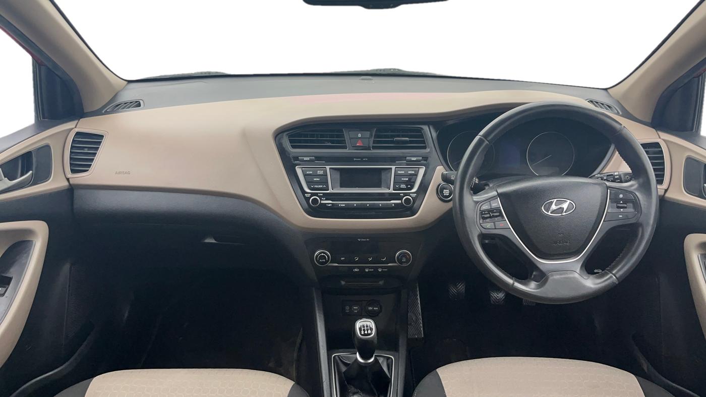 2016 Hyundai Elite i20 ASTA 1.2, Petrol, Manual, 1,02,226 km, Dashboard