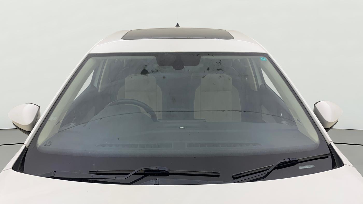 2024 Skoda SLAVIA STYLE 1.0L TSI AT, Petrol, Automatic, 26,163 km, Front Windshield