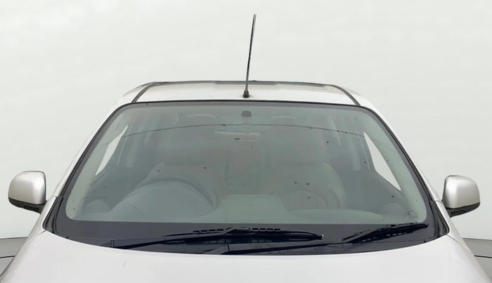 2013 Renault Scala RXE DIESEL, Diesel, Manual, 1,18,187 km, Front Windshield