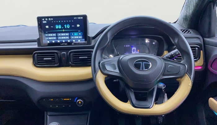 2024 Tata PUNCH PURE MT, Petrol, Manual, 45,924 km, Steering Wheel Close Up